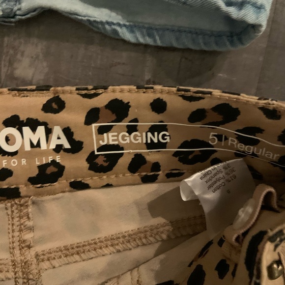 Leopard Toddler Jeggings - Picture 3 of 7